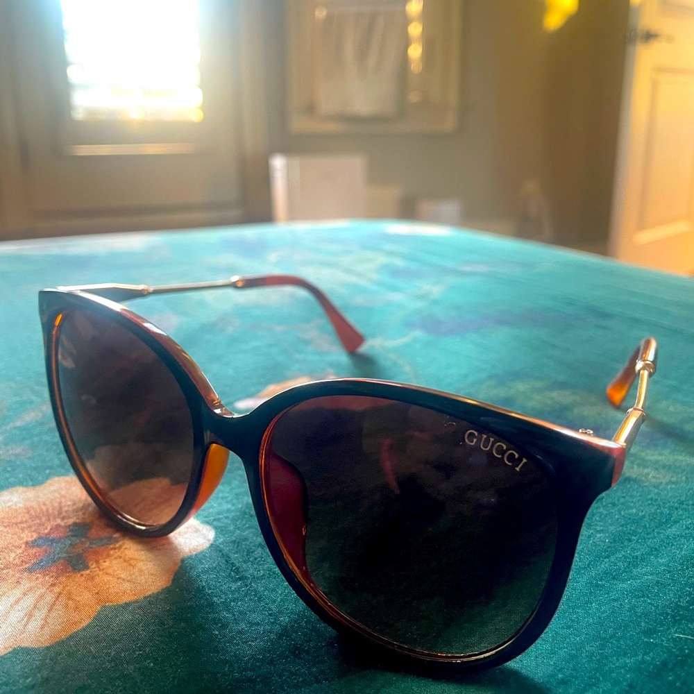 gucci sunglasses
